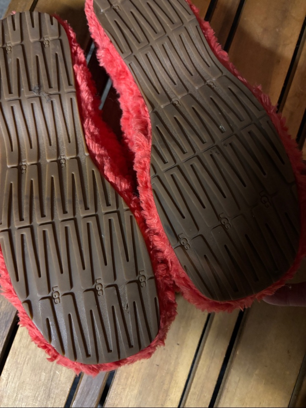 UGG Sugar Clogs Slip-On Slippers - Picture 4 of 6
